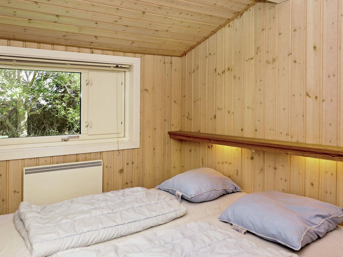 12 Person Holiday Home In Aakirkeby Vester Somarken Buitenkant foto